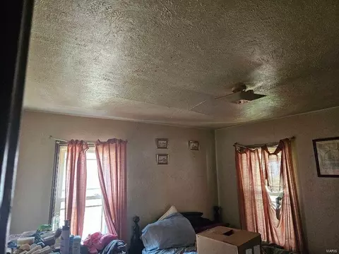 Bedroom - 357 Plaza Ave, Ferguson, MO 63135 photo 2 of 3