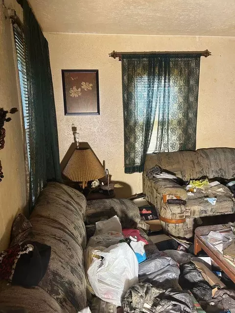 Living - 357 Plaza Ave, Ferguson, MO 63135 photo 1 of 2