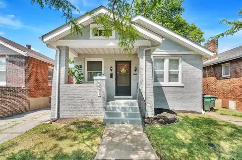 6021 Hampton Ave, Saint Louis, MO 63109