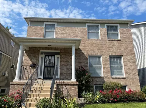 5747 Mcpherson Ave, Saint Louis, MO 63112