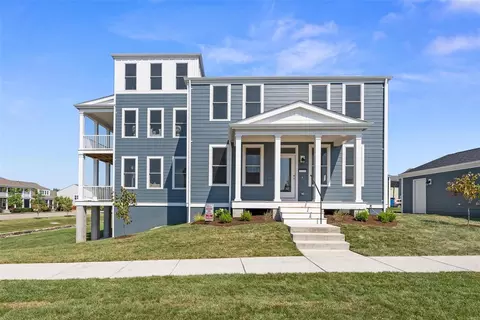 2213 Tiber St, Saint Charles, MO 63301