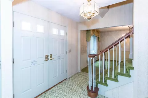 Entry Way - 235 Spring Oaks Dr, Ballwin, MO 63011 photo 1 of 2