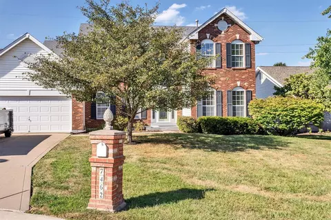 7462 Pierside Dr, O'fallon, MO 63368 photo 2