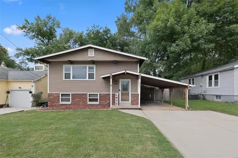 Exterior - 3821 Fee Fee Rd, Bridgeton, MO 63044 photo 7 of 7