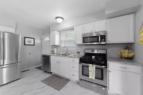 Kitchen - 3821 Fee Fee Rd, Bridgeton, MO 63044 photo 1 of 3