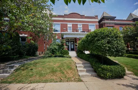 1857 Russell Blvd #1857, Saint Louis, MO 63104