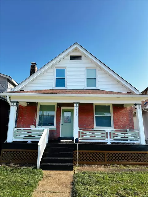 7352 Marietta Ave, Saint Louis, MO 63143