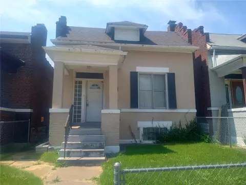 1333 Walton Ave, Saint Louis, MO 63113