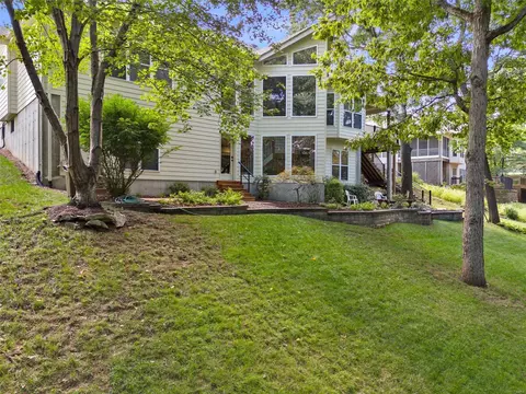 Exterior - 16014 Forest Valley Dr, Ballwin, MO 63021 photo 9 of 10