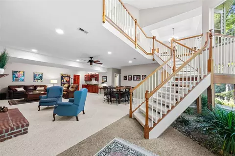 Entry Way - 16014 Forest Valley Dr, Ballwin, MO 63021 photo 4 of 5