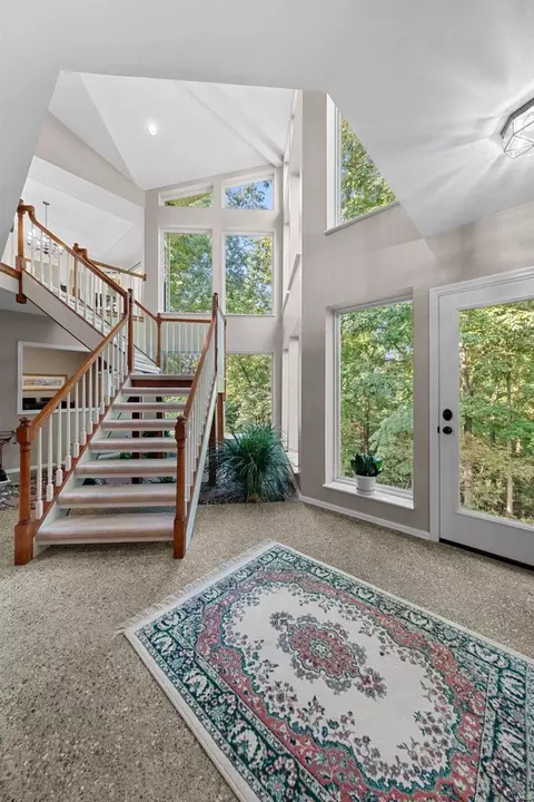 Entry Way - 16014 Forest Valley Dr, Ballwin, MO 63021 photo 5 of 5