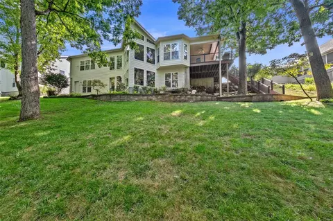 Exterior - 16014 Forest Valley Dr, Ballwin, MO 63021 photo 7 of 10