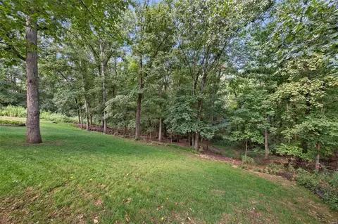 Exterior - 16014 Forest Valley Dr, Ballwin, MO 63021 photo 8 of 10