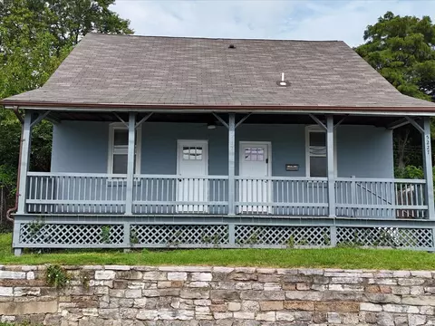 5227 Ulena Ave, Saint Louis, MO 63116