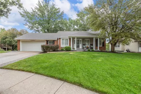 774 Galway Dr, Manchester, MO 63021