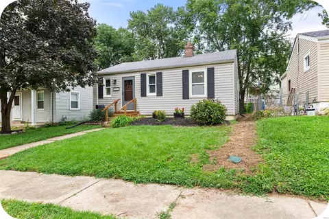 5563 Connecticut St, Saint Louis, MO 63139