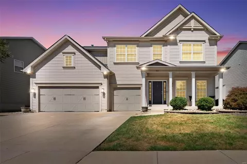 321 Country Orchard Dr, Lake Saint Louis, MO 63367