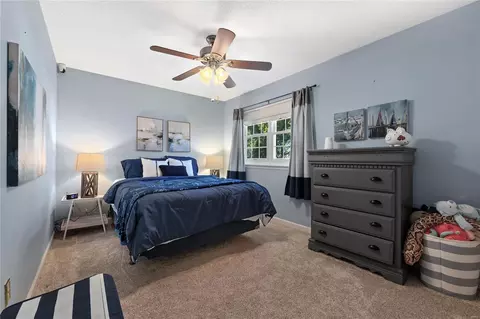 Bedroom - 725 Oak Run Ln, Ballwin, MO 63021 photo 2 of 6