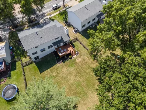 View/Area - 725 Oak Run Ln, Ballwin, MO 63021 photo 1 of 2