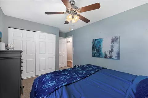Bedroom - 725 Oak Run Ln, Ballwin, MO 63021 photo 3 of 6