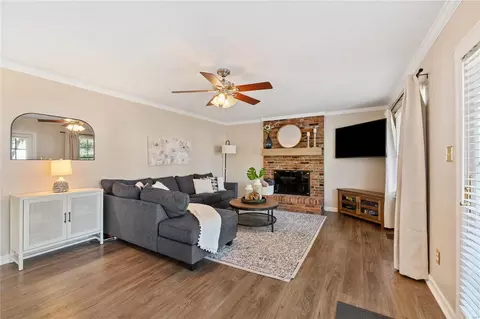 Other - 725 Oak Run Ln, Ballwin, MO 63021 photo 3 of 9