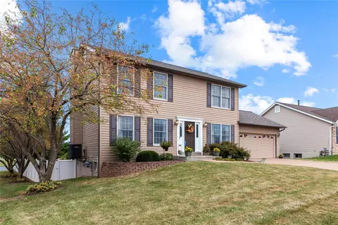 131 England Dr, O'fallon, MO 63366 photo 3