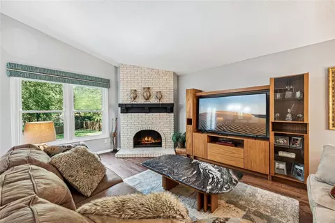 Living - 556 Red Bridge Ct, Ballwin, MO 63021 photo 1 of 1