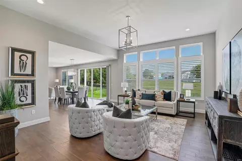 Living - 127 Magdalen Ln, O'fallon, MO 63366 photo 1 of 4
