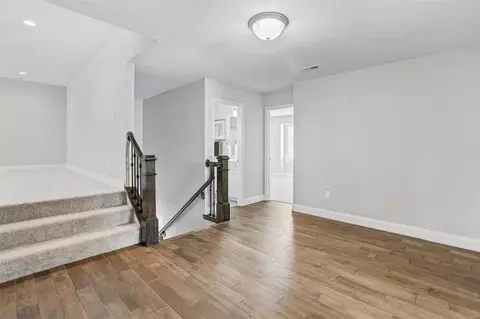 Entry Way - 127 Magdalen Ln, O'fallon, MO 63366 photo 3 of 4