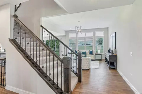 Entry Way - 127 Magdalen Ln, O'fallon, MO 63366 photo 2 of 4