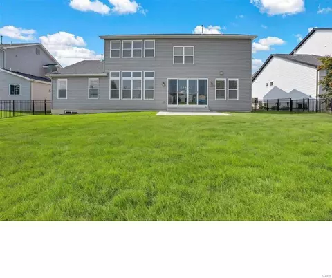 Exterior - 127 Magdalen Ln, O'fallon, MO 63366 photo 11 of 13