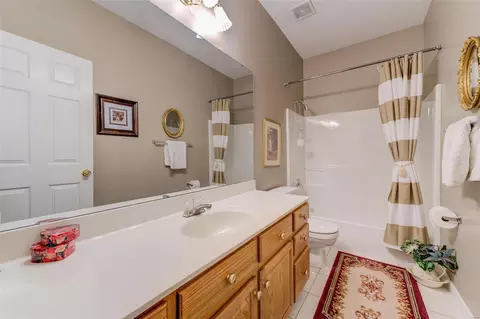 Bath - 1007 Red Orchard Trl, O'fallon, MO 63368 photo 4 of 4