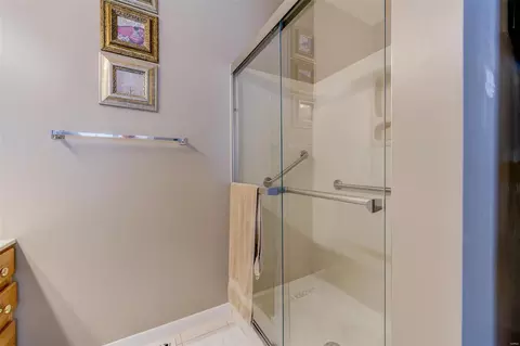 Bath - 1007 Red Orchard Trl, O'fallon, MO 63368 photo 3 of 4