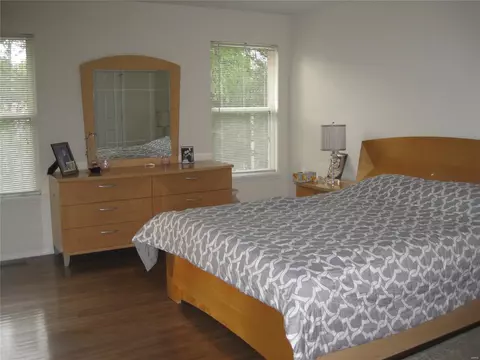 Bedroom - 257 Valleybrook Ct, O'fallon, MO 63368 photo 1 of 3