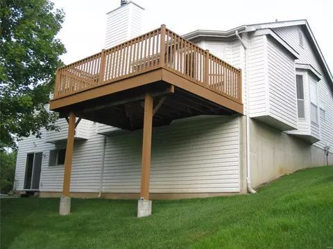 Exterior - 257 Valleybrook Ct, O'fallon, MO 63368 photo 6 of 8