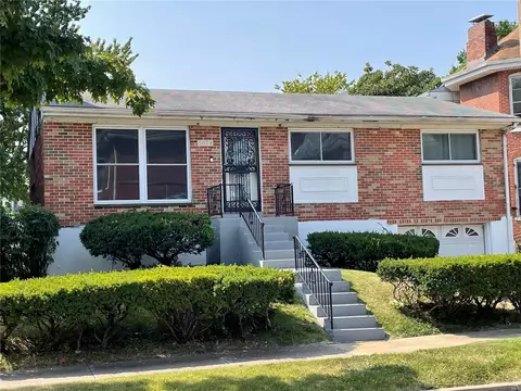 5078 Raymond Ave, Saint Louis, MO 63113