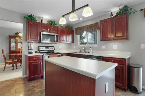 Kitchen - 7 Baron Ridge Ct, O'fallon, MO 63366 photo 1 of 2