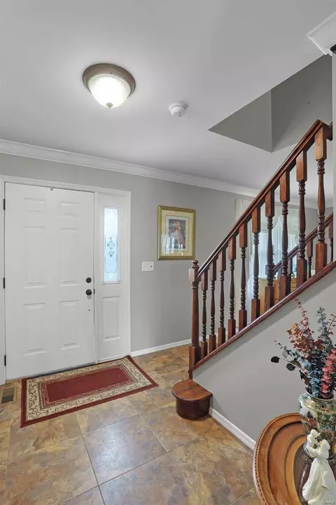 Entry Way - 7 Baron Ridge Ct, O'fallon, MO 63366 photo 1 of 2