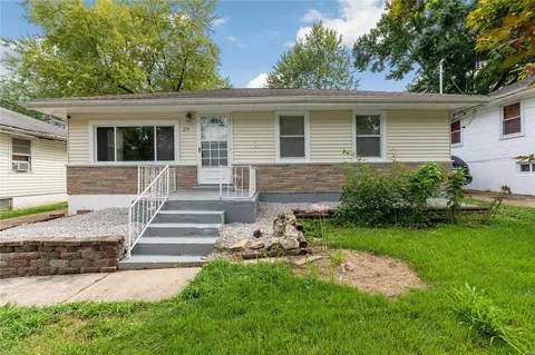 214 Buddie Ave, Saint Louis, MO 63135