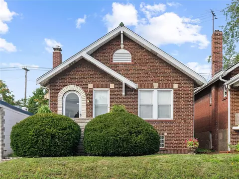 4547 Tholozan Ave, Saint Louis, MO 63116