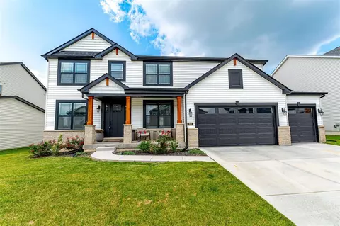 163 Far Meadow Dr, Lake Saint Louis, MO 63367