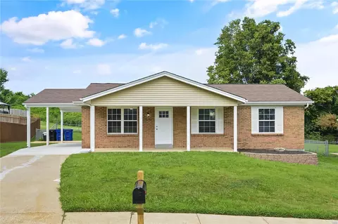 2253 Larbrook Dr, Florissant, MO 63031