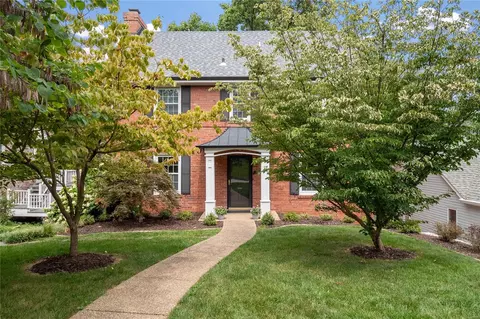 7815 Lafon Pl, Saint Louis, MO 63130