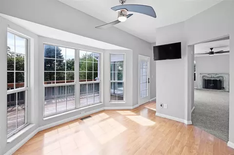 Living - 6 Broadridge Ct, Black Jack, MO 63033 photo 2 of 6