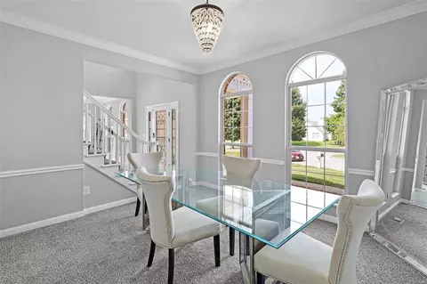 Dining - 6 Broadridge Ct, Black Jack, MO 63033 photo 2 of 3