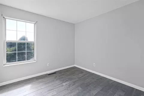 Bedroom - 6 Broadridge Ct, Black Jack, MO 63033 photo 5 of 6