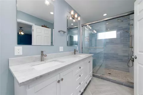 Bath - 10702 Roxanna Dr, Sappington, MO 63128 photo 1 of 4