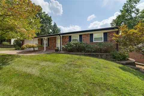 11540 Burgess Ave, Bridgeton, MO 63044