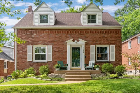 7724 Arthur Ave, Saint Louis, MO 63117