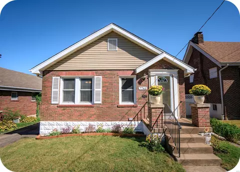 7741 Elene Ave, University City, MO 63130